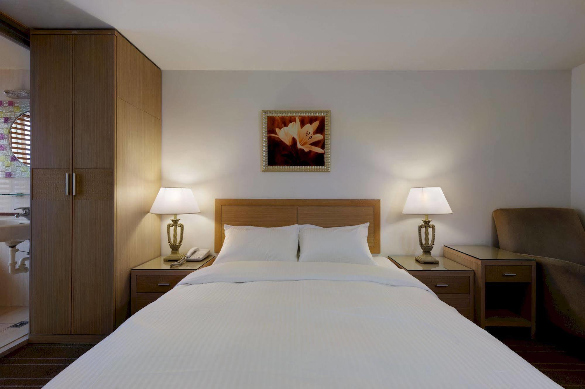 Nei Jiang Hotel Tajpej Zewnętrze zdjęcie